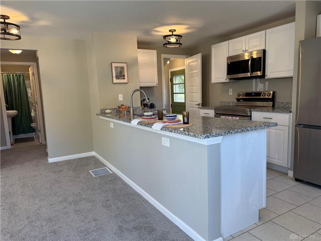 3855 Addison Property Photo 5