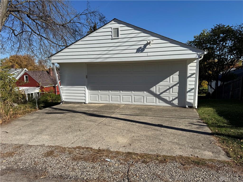 3855 Addison Property Photo 23
