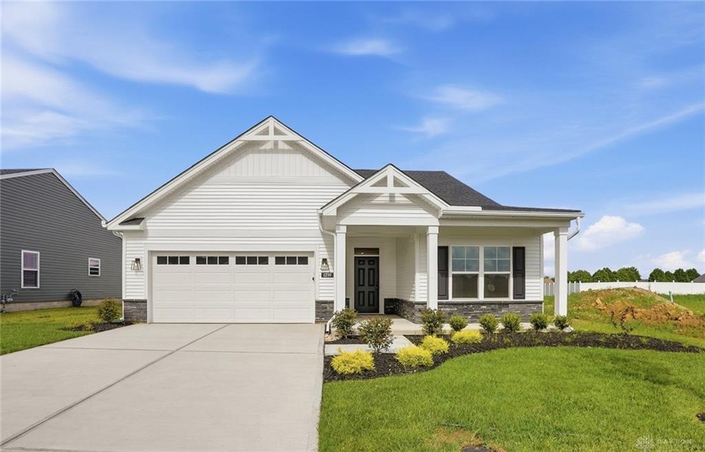 1219 Blue Spruce Property Photo 1
