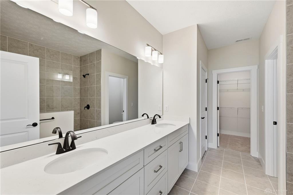 1219 Blue Spruce Property Photo 8