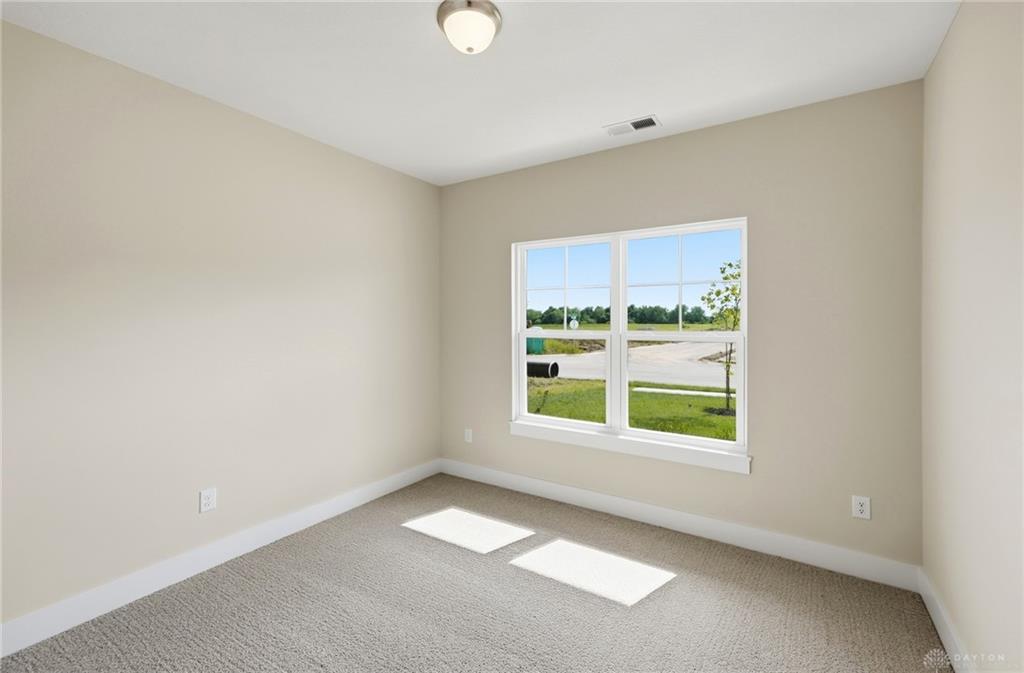 1219 Blue Spruce Property Photo 9
