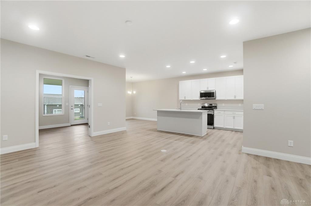 4212 Ellason Property Photo 9