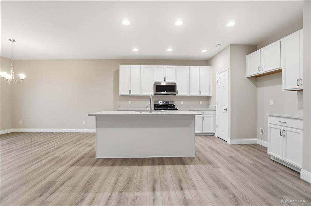 4212 Ellason Property Photo 10