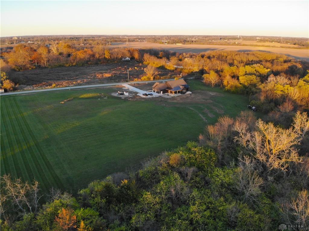 12165 Dille Property Photo 8