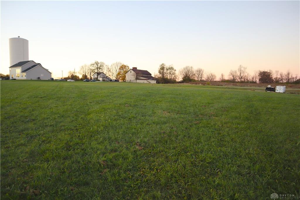 12165 Dille Property Photo 10
