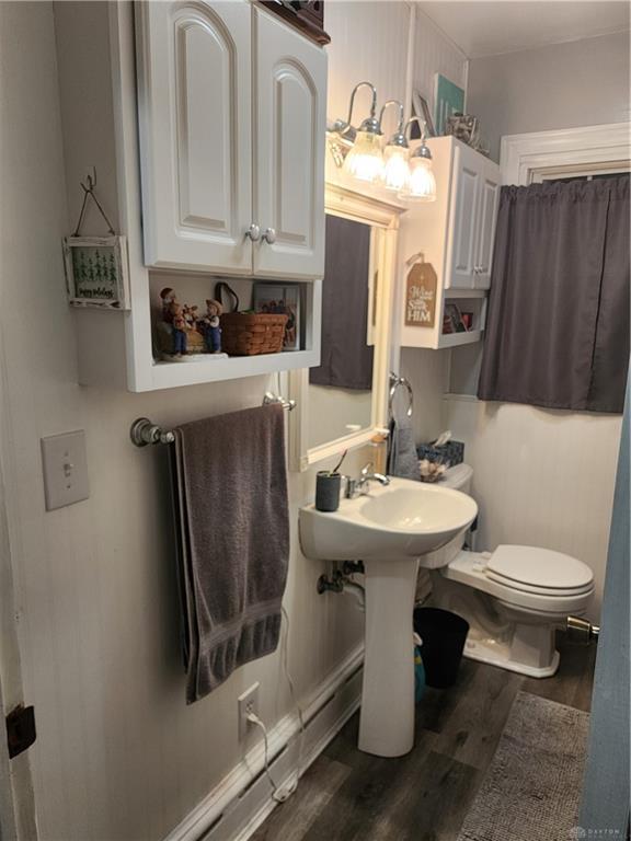 1747 N Barron Property Photo 8