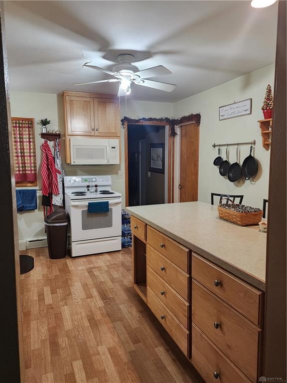 1747 N Barron Property Photo 12