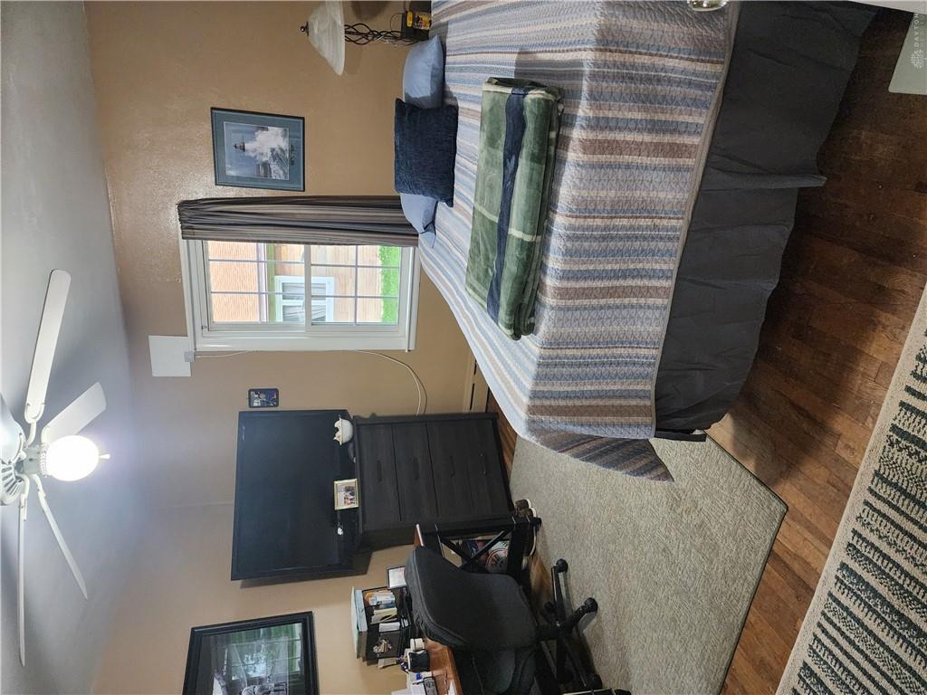 1747 N Barron Property Photo 28