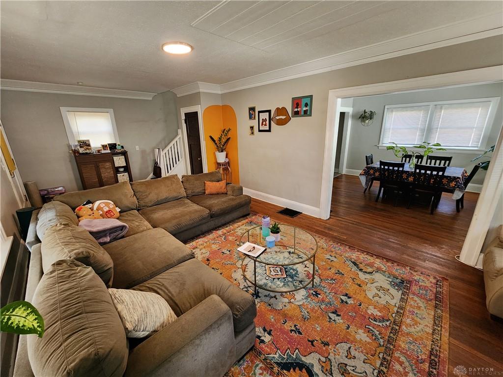 533 Kenwood Property Photo 9