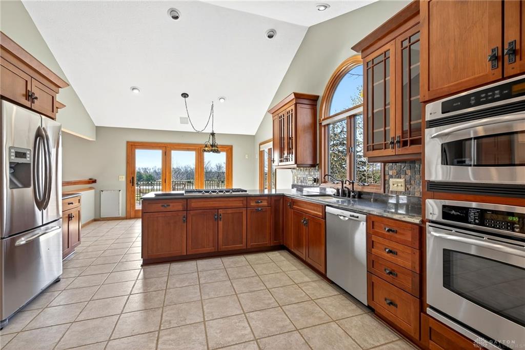 2693 E State Route 73 Property Photo 27