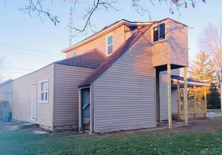 208 N Washington Property Photo 3