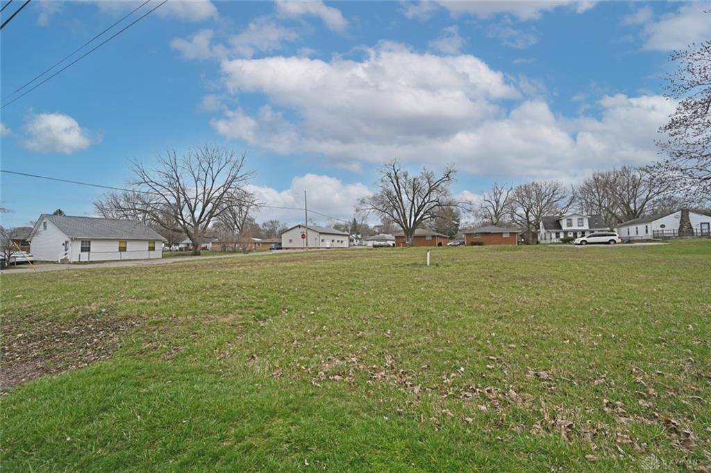 1807 Montgomery Property Photo 1