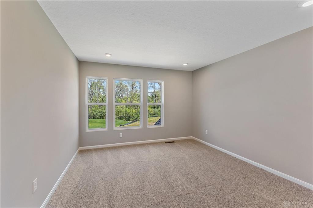 45 Ed Knoll Property Photo 16