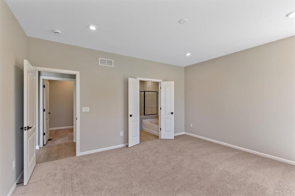 45 Ed Knoll Property Photo 25