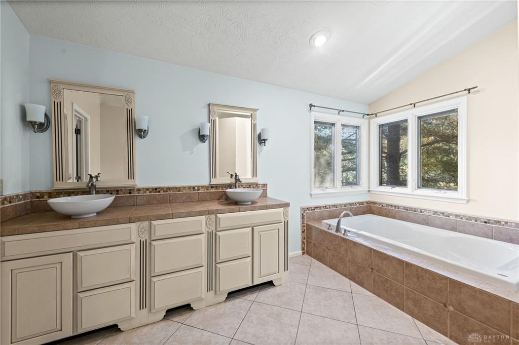 7152 Gheils Carroll Property Photo 60