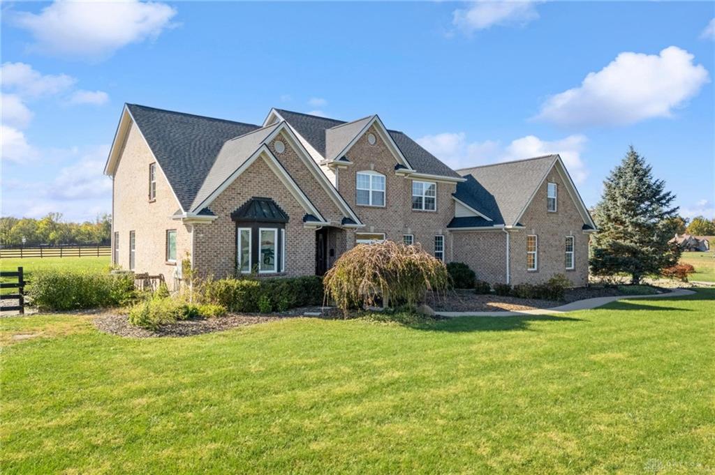 1005 Arabian Run Property Photo 4