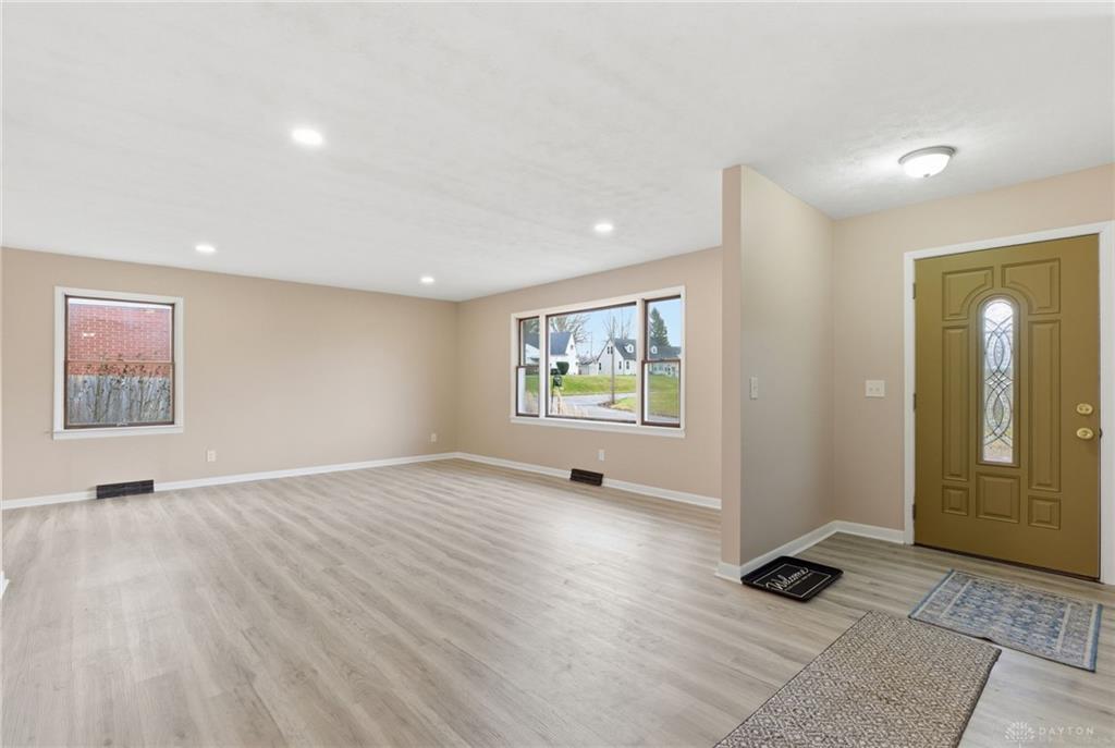 603 Louise Property Photo 3