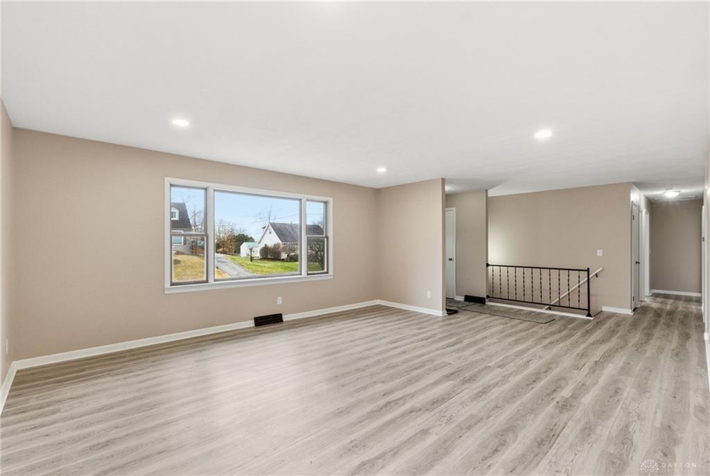 603 Louise Property Photo 4