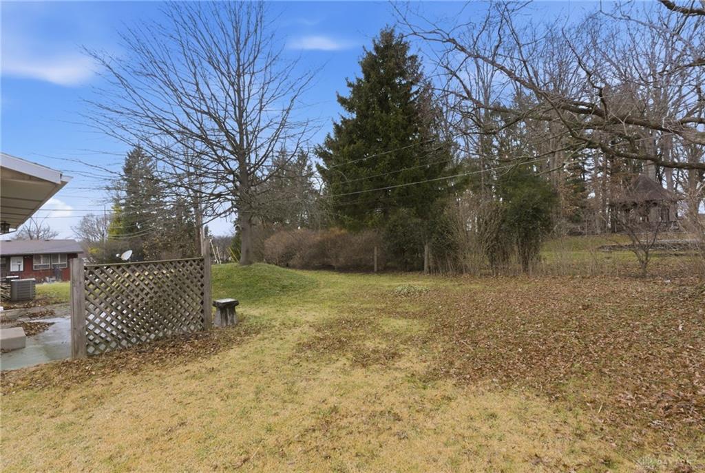 603 Louise Property Photo 28