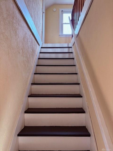 227 Walton Property Photo 10