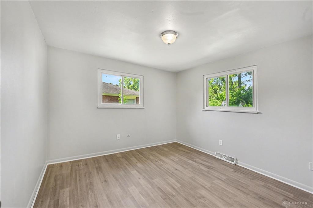 7725 Harrington Property Photo 16