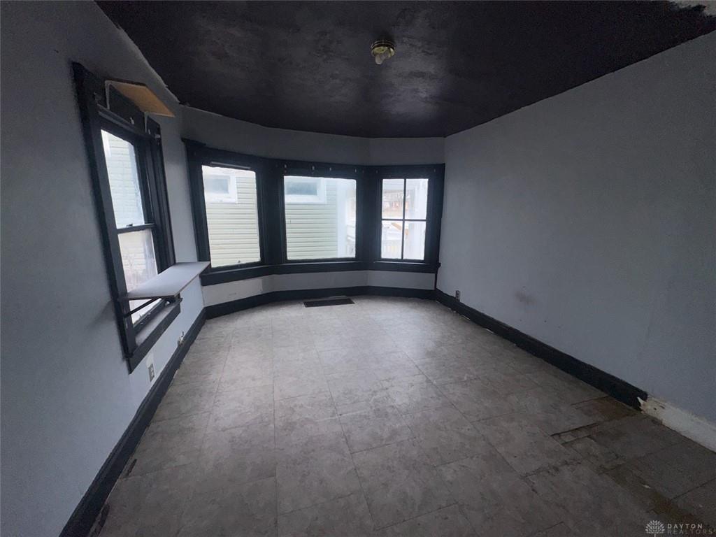 2015 N Main Property Photo 3