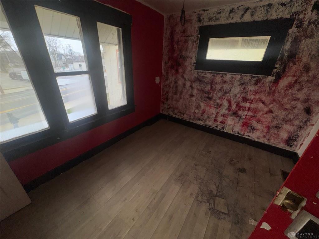 2015 N Main Property Photo 5