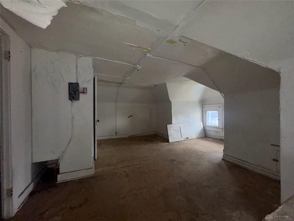 2015 N Main Property Photo 8
