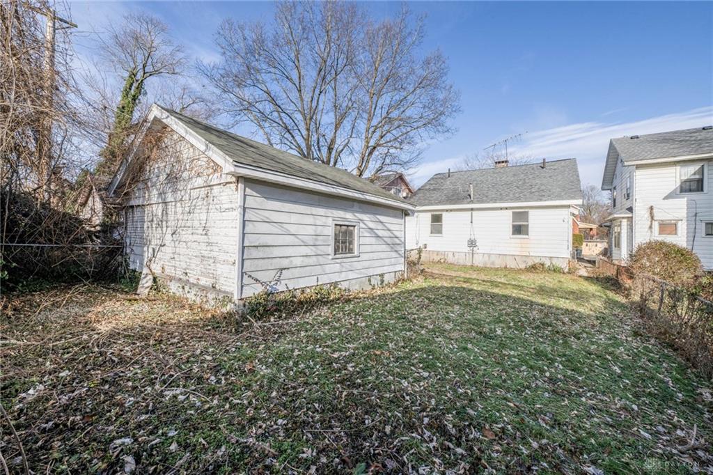 128 E Bruce Property Photo 41