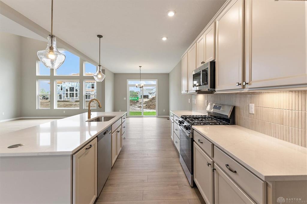 6513 River Birch Property Photo 4