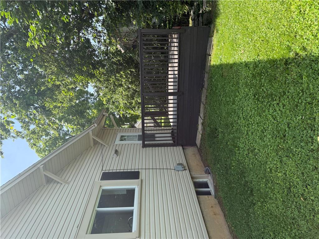 275 Ridge Property Photo 13