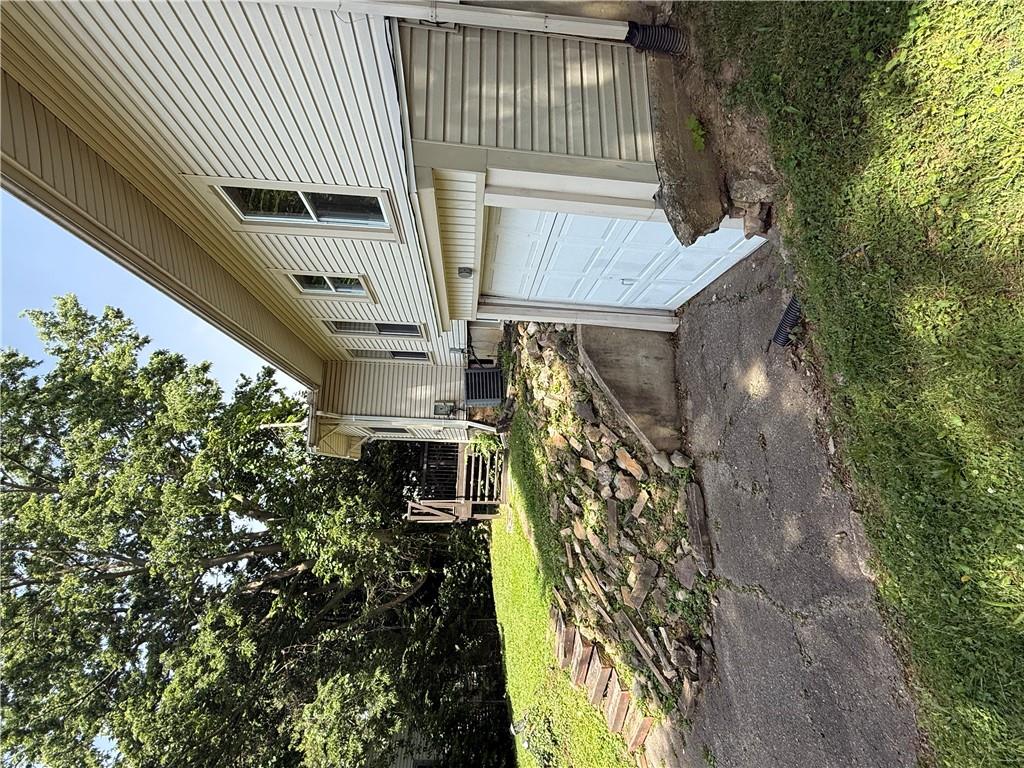 275 Ridge Property Photo 14
