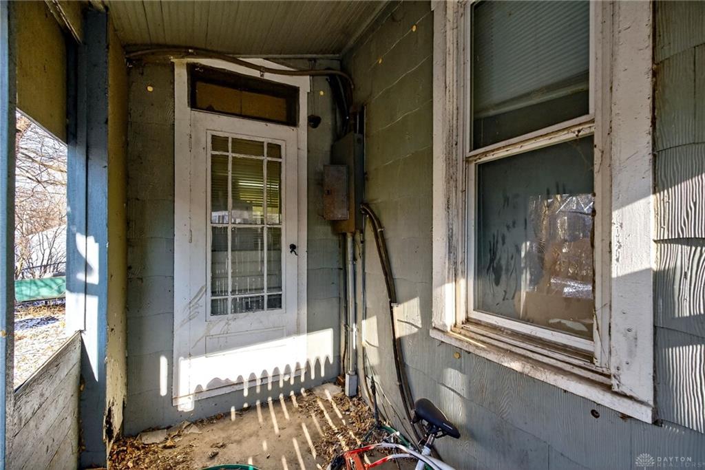 1682 Edwards Property Photo 33
