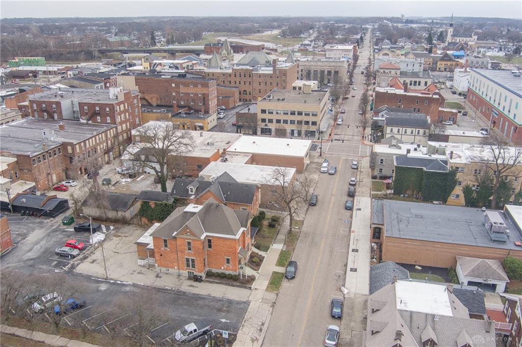 423 N Wayne Property Photo 1