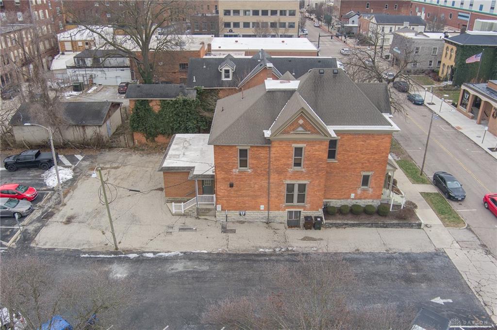 423 N Wayne Property Photo 4