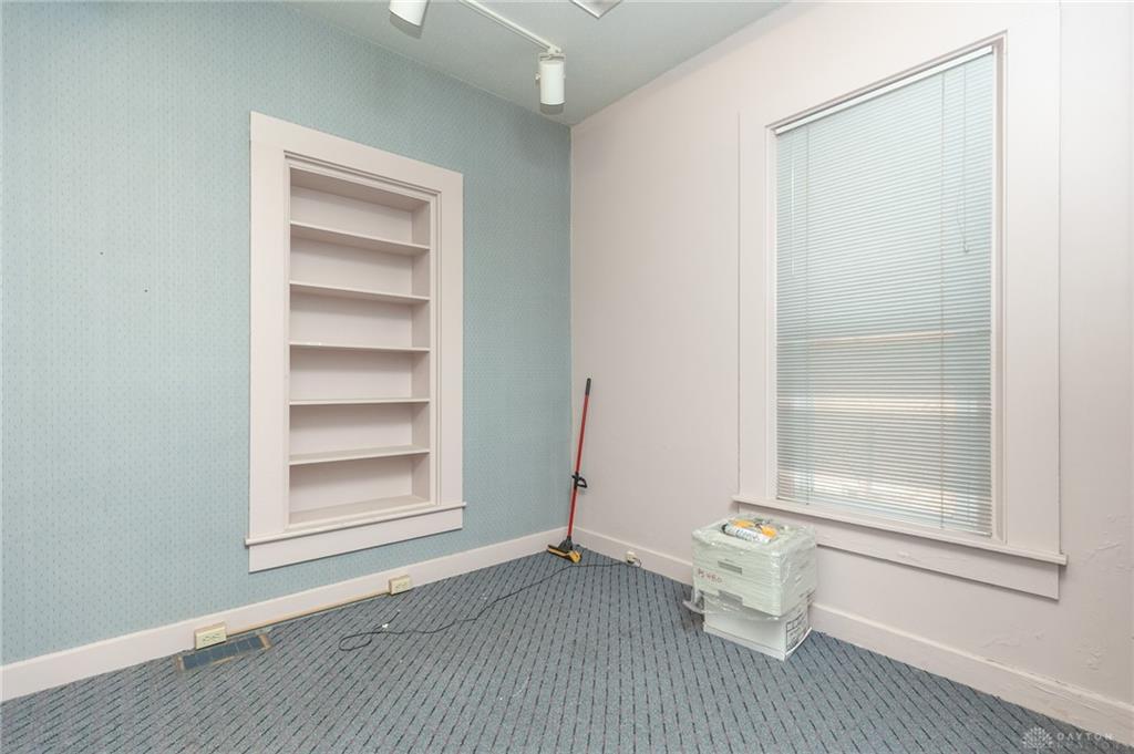 423 N Wayne Property Photo 36