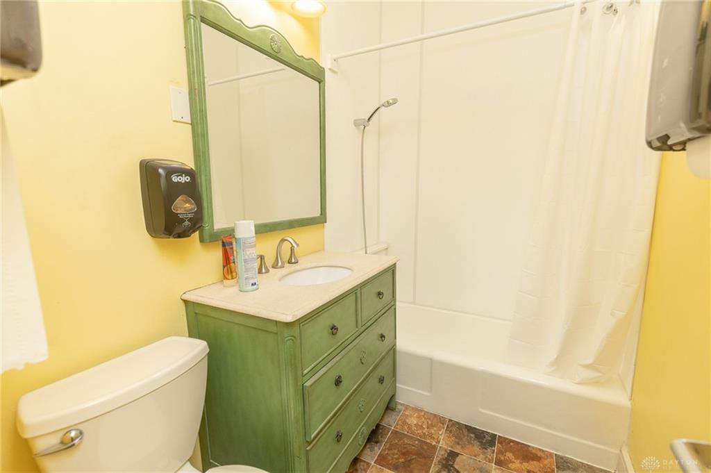423 N Wayne Property Photo 38