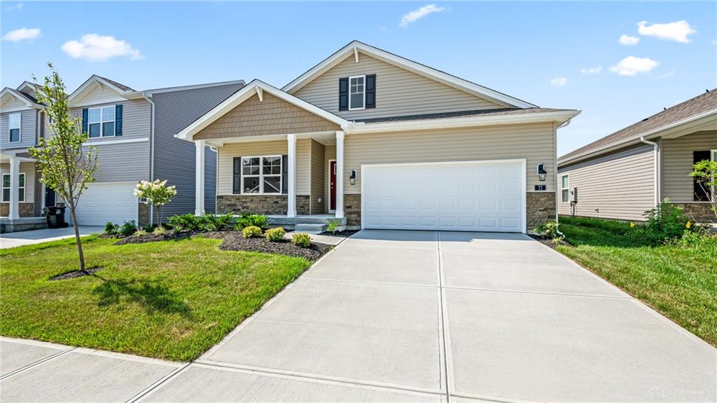 77 Great Horned Property Photo 1