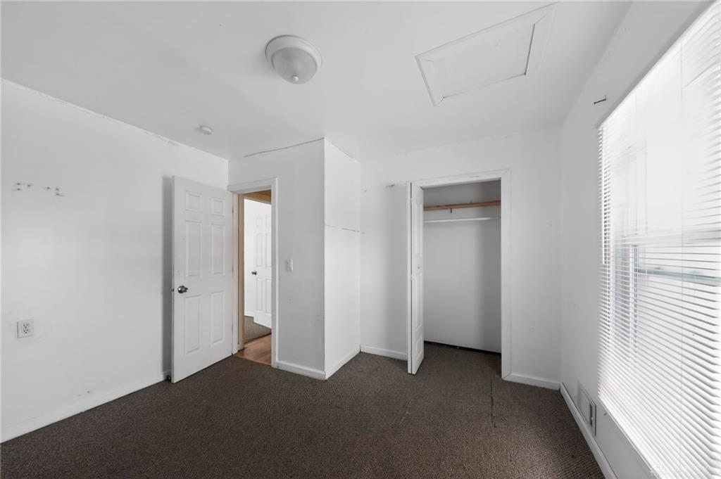 96 Notre Dame Property Photo 17
