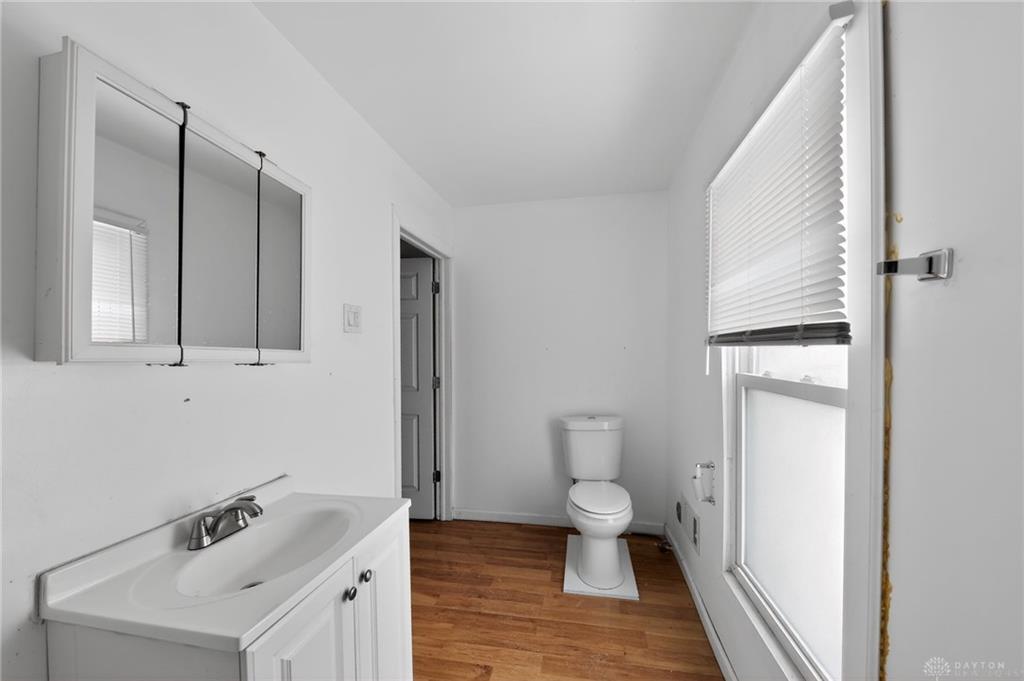 96 Notre Dame Property Photo 23