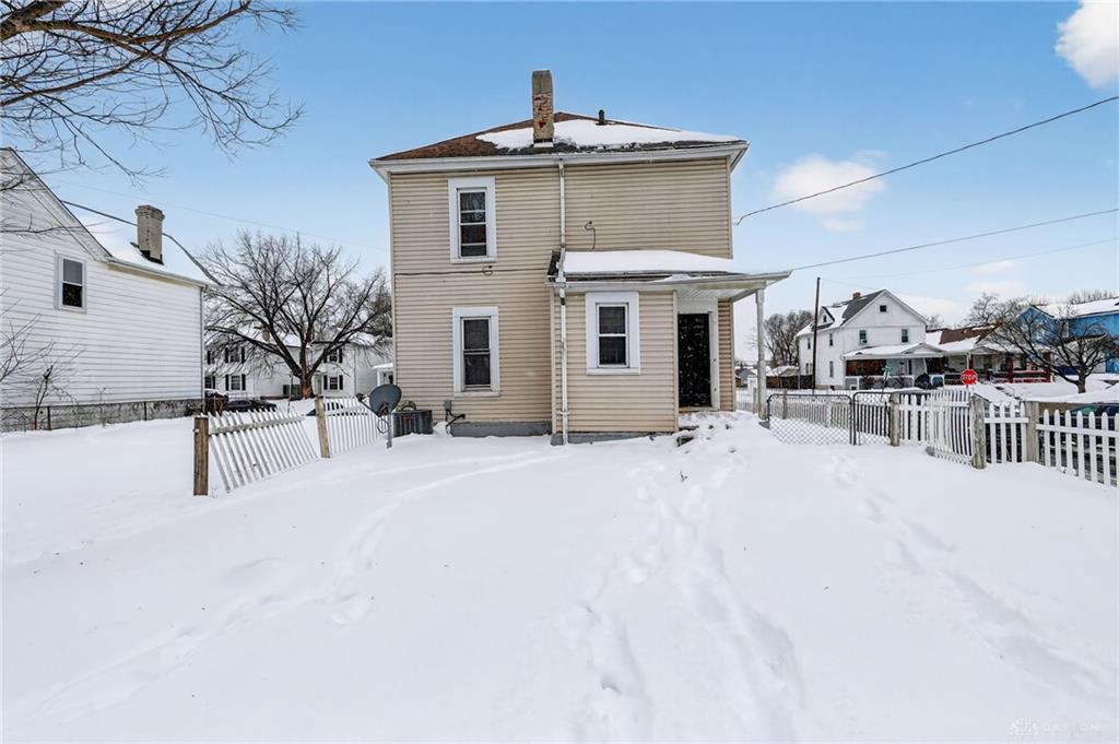 96 Notre Dame Property Photo 29