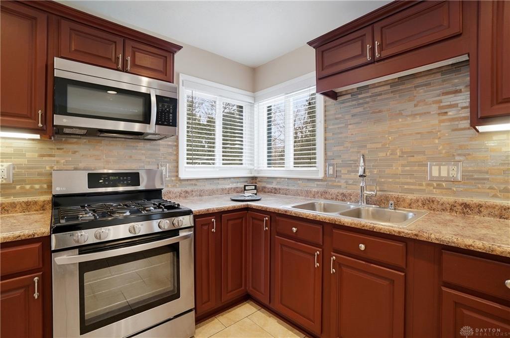 4769 Bigger Property Photo 10