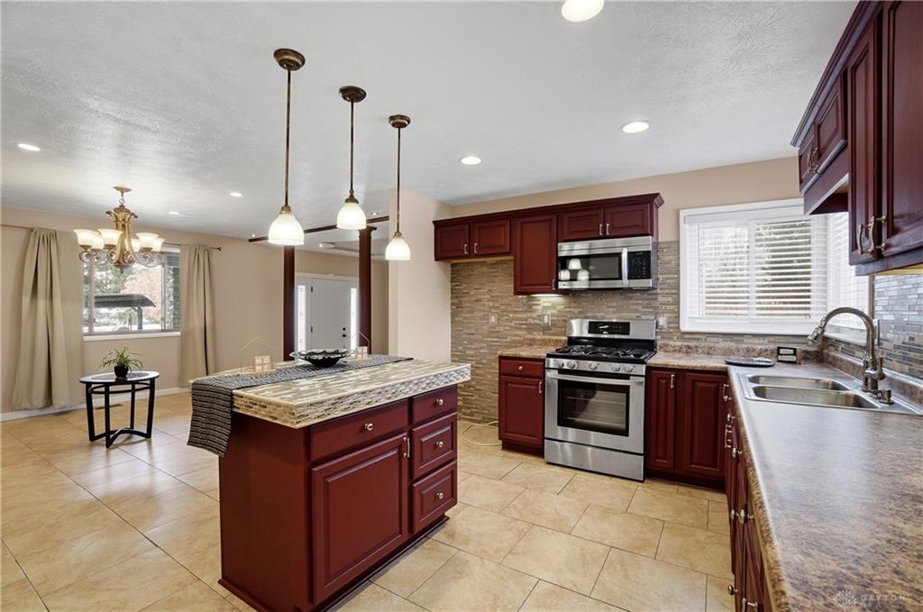 4769 Bigger Property Photo 17