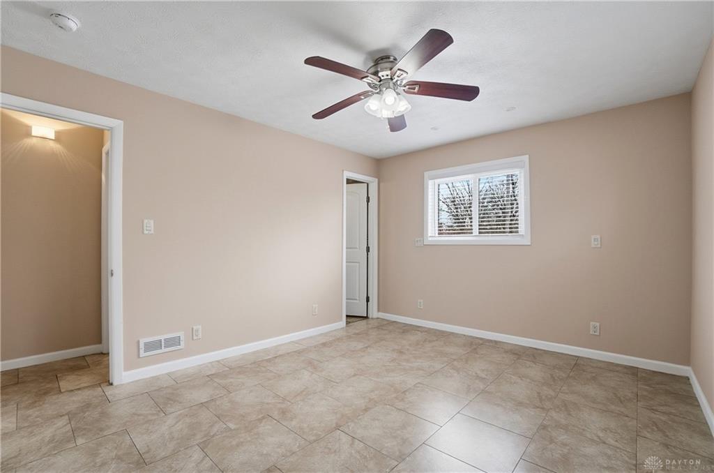 4769 Bigger Property Photo 18