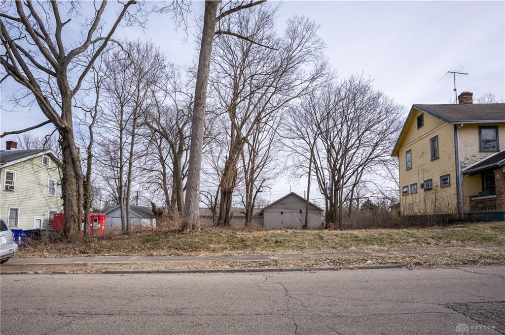 148 N Decker Property Photo 4