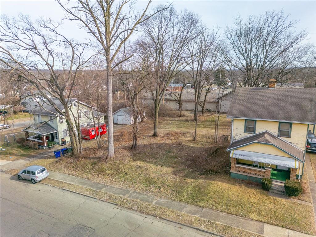 148 N Decker Property Photo 7
