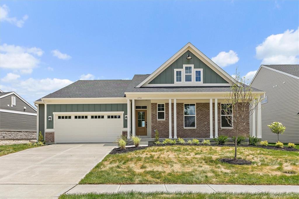 6501 River Birch Property Photo 1