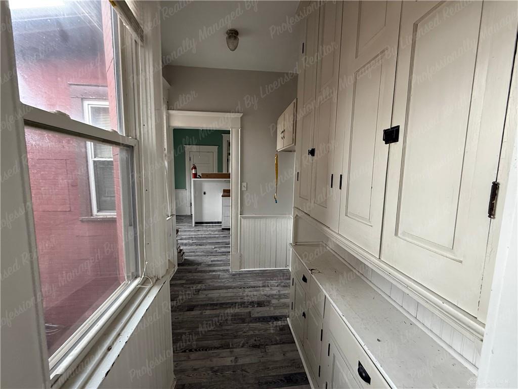 44 W High D Property Photo 15