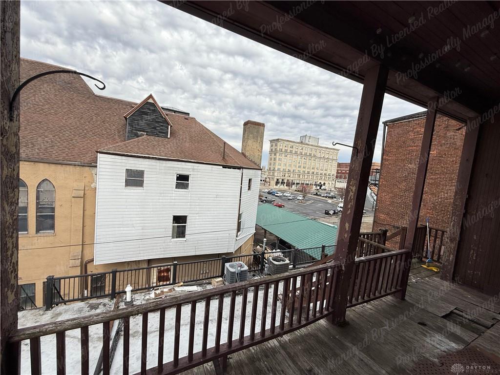 44 W High D Property Photo 23