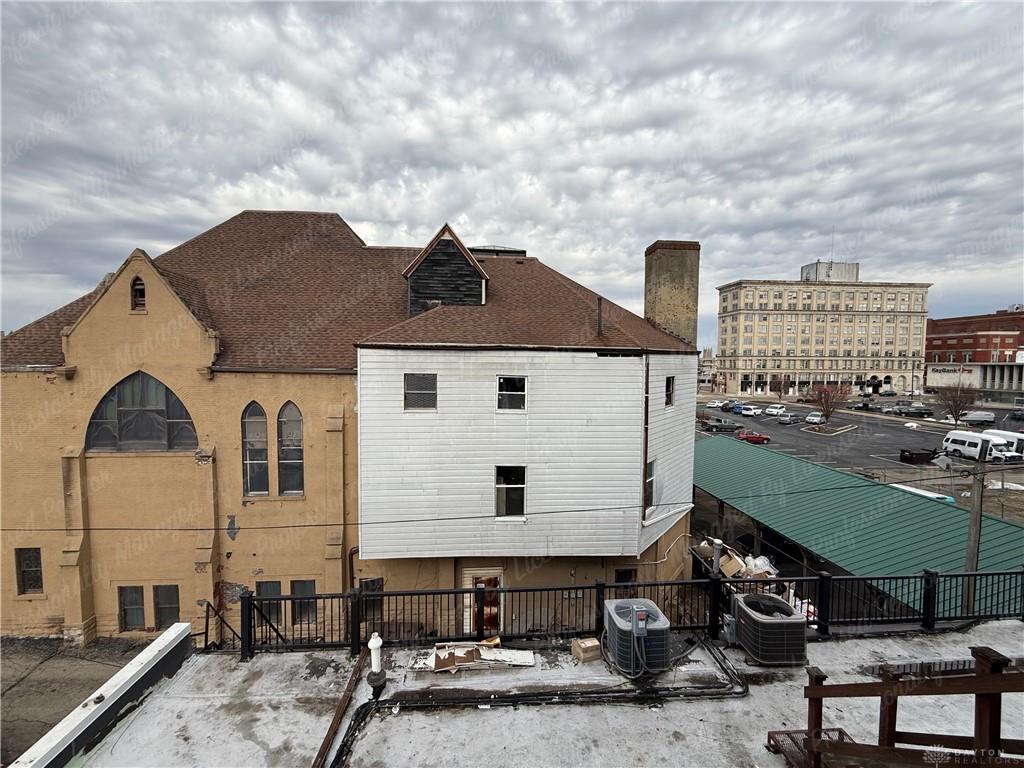 44 W High D Property Photo 25